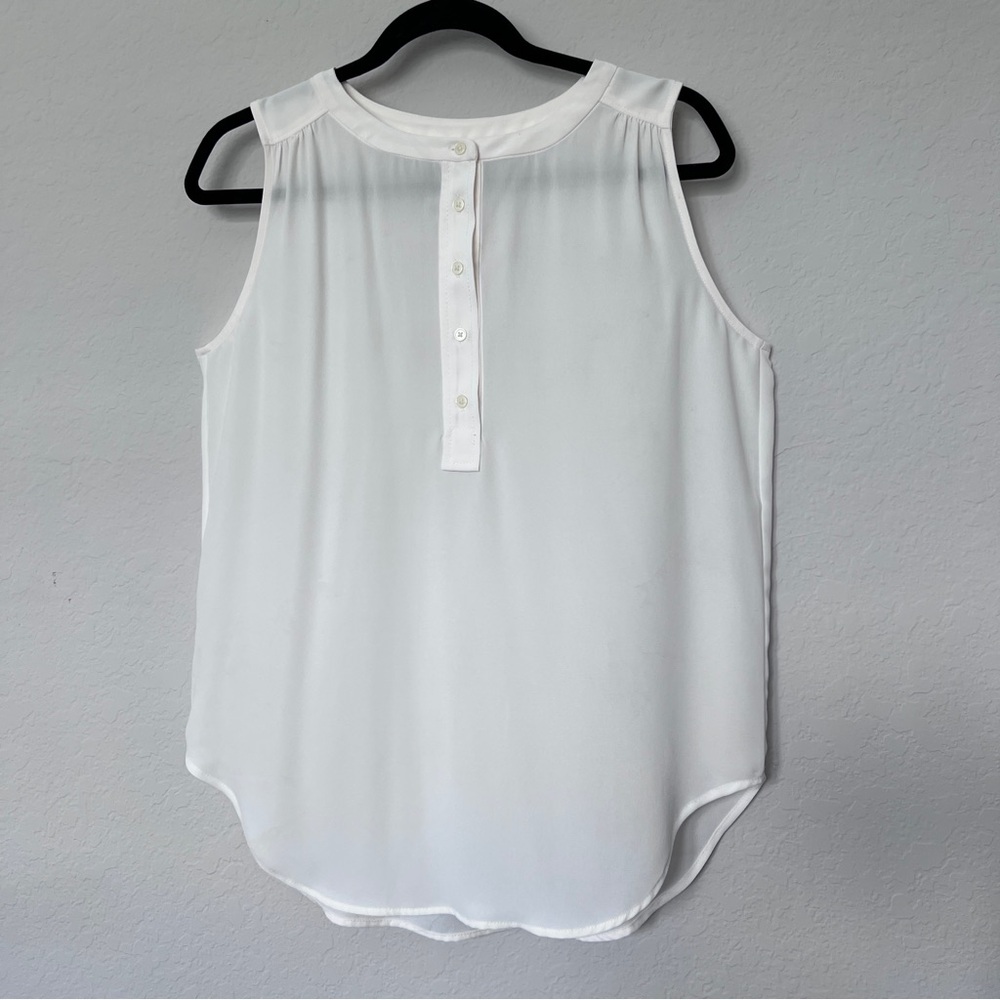 LOFT White Sleeveless Button-Front Top Size Small